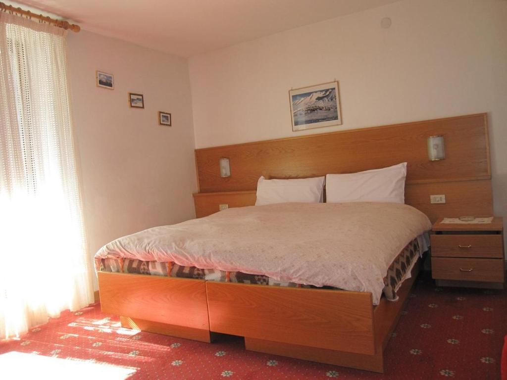 Hotel Presena باسو ديل تونالي الغرفة الصورة